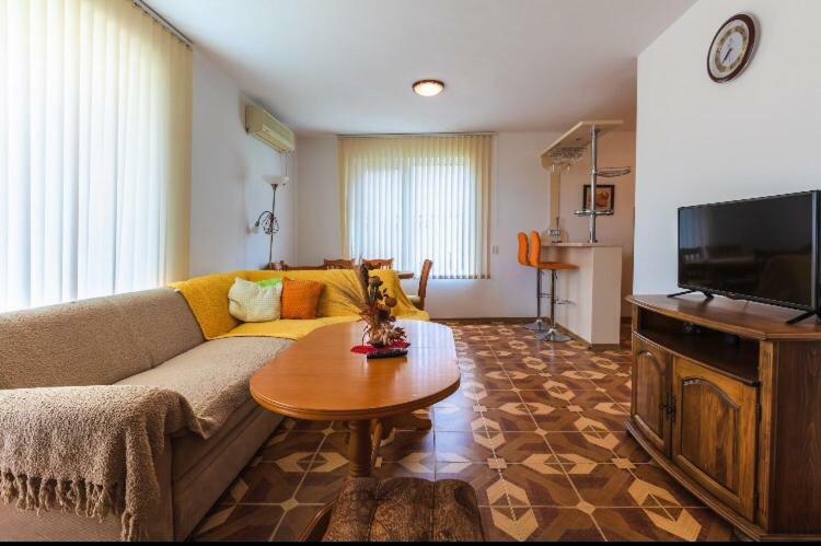 Duplex Apartments Sveti Vlas Eksteriør billede