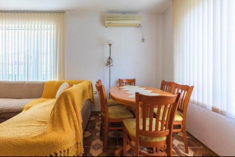 Duplex Apartments Sveti Vlas Eksteriør billede