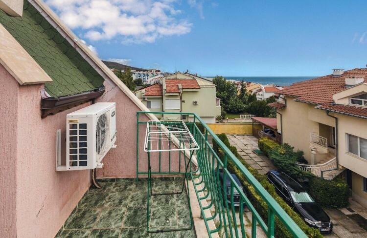 Duplex Apartments Sveti Vlas Eksteriør billede